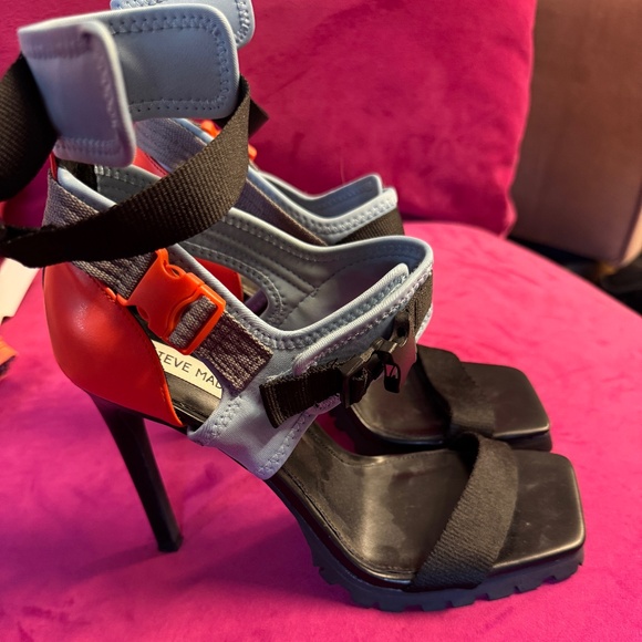 Steve Madden Vibing Sporty Stiletto Heel Shoes  Size 10 - Hard to Find! - Picture 1 of 2